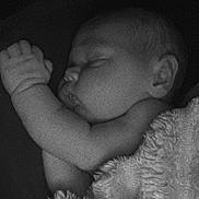 Tiago participe au concours pour gagner de l'argent avec cette photo : baby, blanket, child, closeup, comfort, cozy, cute, dark, face, fingers, hands, infant, newborn, peaceful, portrait, rest, skin, sleeping, soft, warm