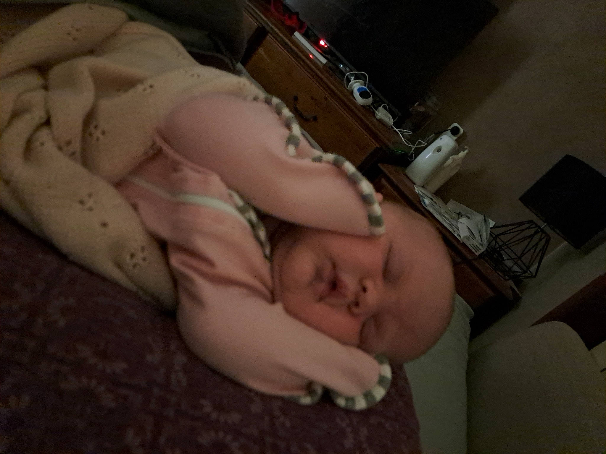 Imogen is registered to the contest to win money with this photo: abdomen, baby, bed, bedtime, chest, child, childbirth, comfort, elbow, flesh, fun, human_leg, knee, linens, mouth, person, room, thigh, thumb, toddler