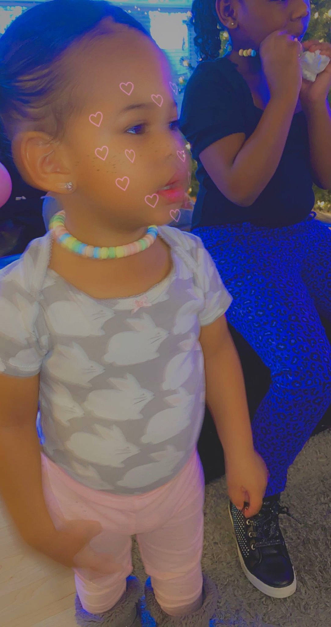 Zamaya is registered to the contest to win money with this photo: black_hair, chest, electric_blue, entertainment, event, fashion_design, fun, hairstyle, happy, jewellery, joint, leisure, lip, magenta, necklace, person, pink, shoulder, skin, thigh