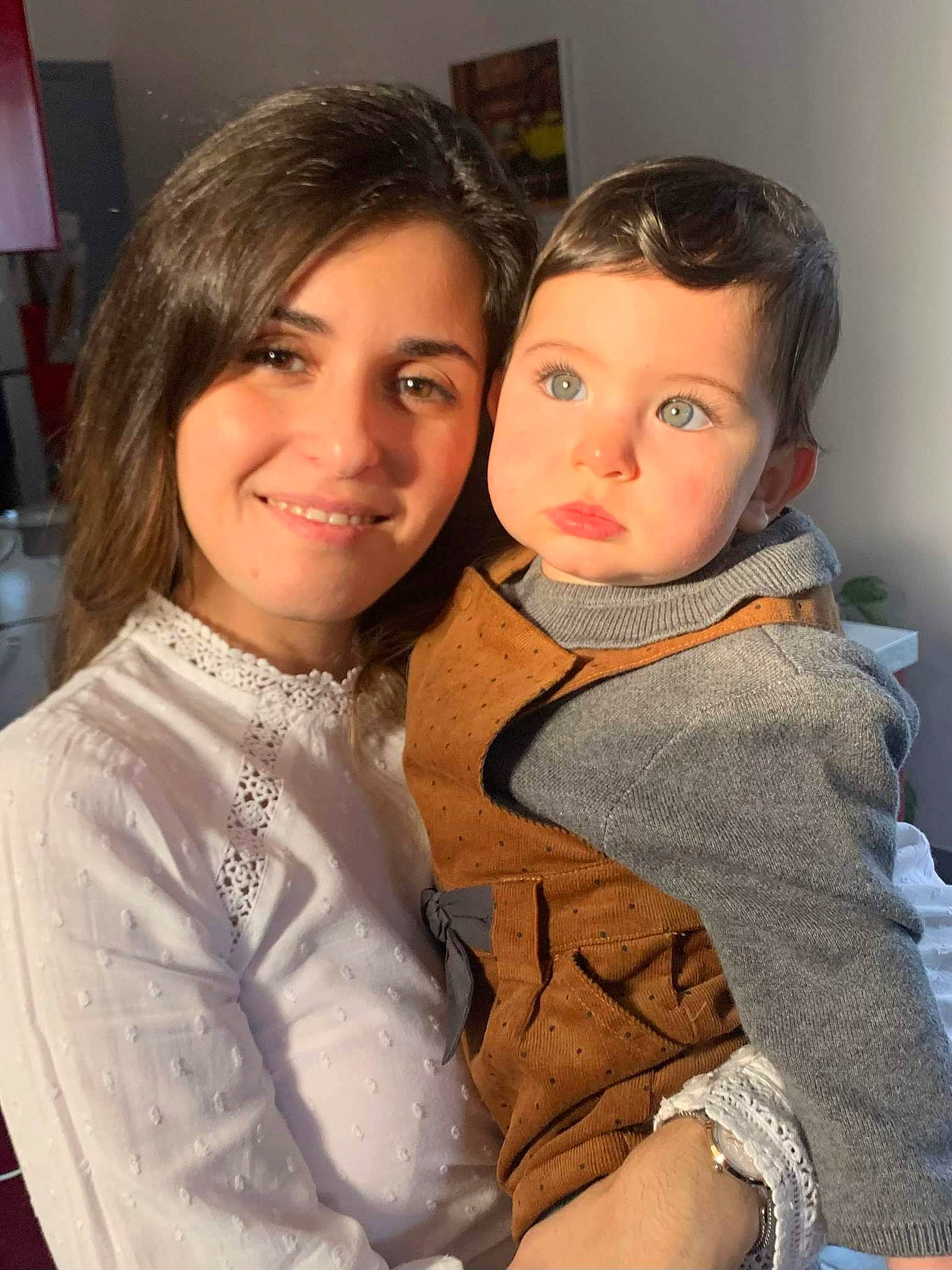 Nelya a rejoint le concours — aidez-le/la à gagner de superbes lots ! cheek, child, chin, comfort, event, eyebrow, facial_expression, fashion_design, fun, gesture, hair, happy, head, iris, joy, lip, person, shoulder, skin, sleeve