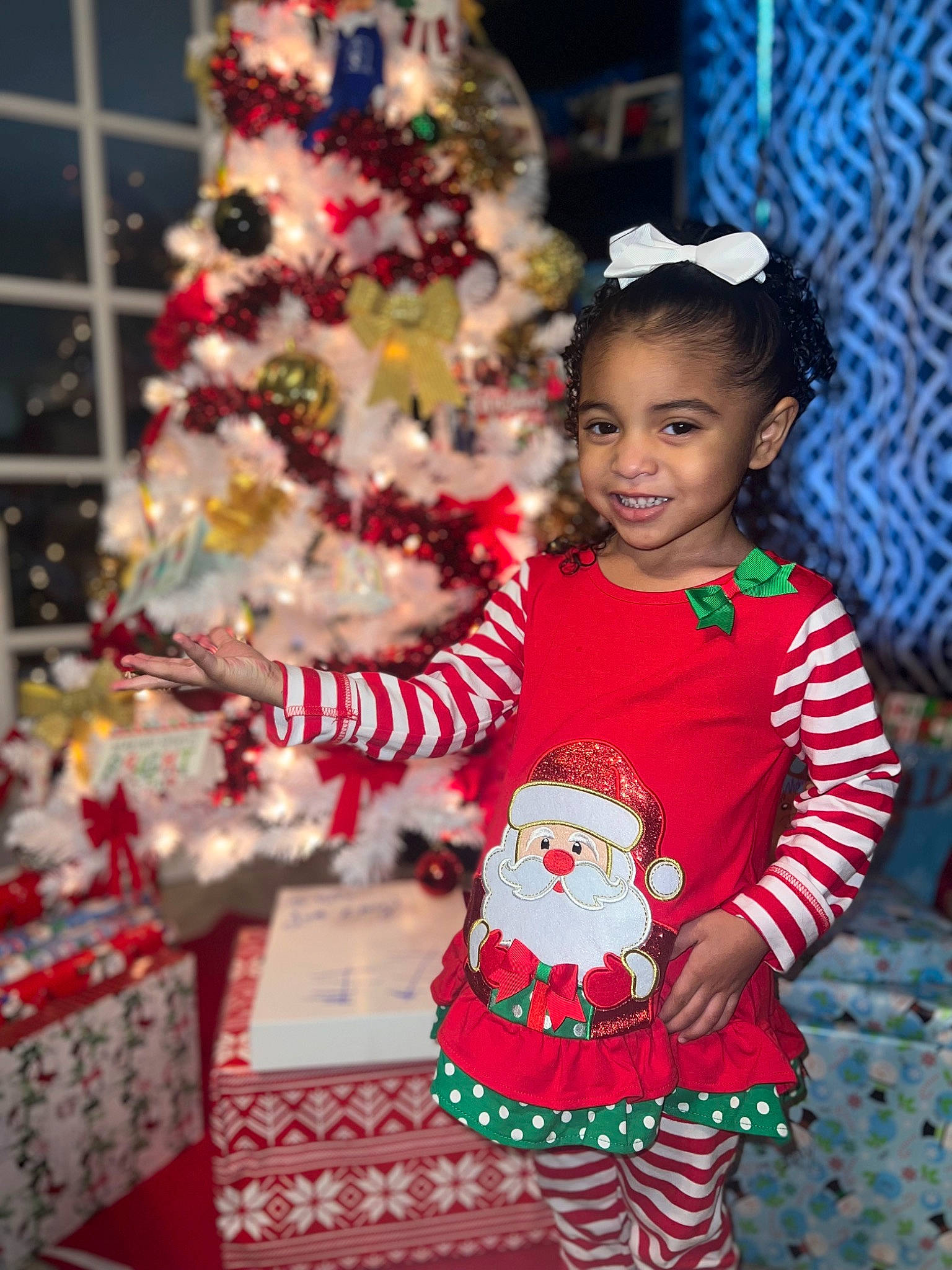 Emalia joined the competition — help win amazing prizes! baby_toddler_clothing, child, christmas, christmas_decoration, christmas_eve, christmas_ornament, christmas_tree, event, fashion_design, goggles, happy, holiday, holiday_ornament, joy, ornament, person, sleeve, smile, sunglasses, toddler