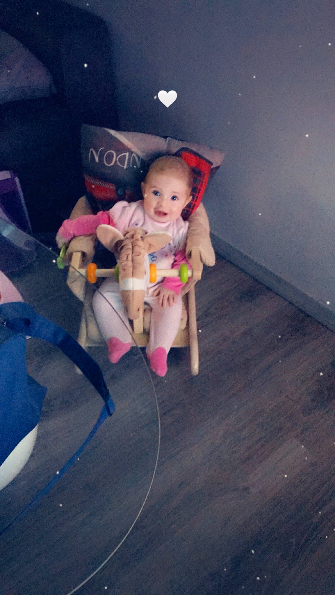 Hanaïa participe au concours pour gagner de l'argent avec cette photo : baby, child, fun, night, person, photography, pink, play, skin, sky, space, toddler, vacation