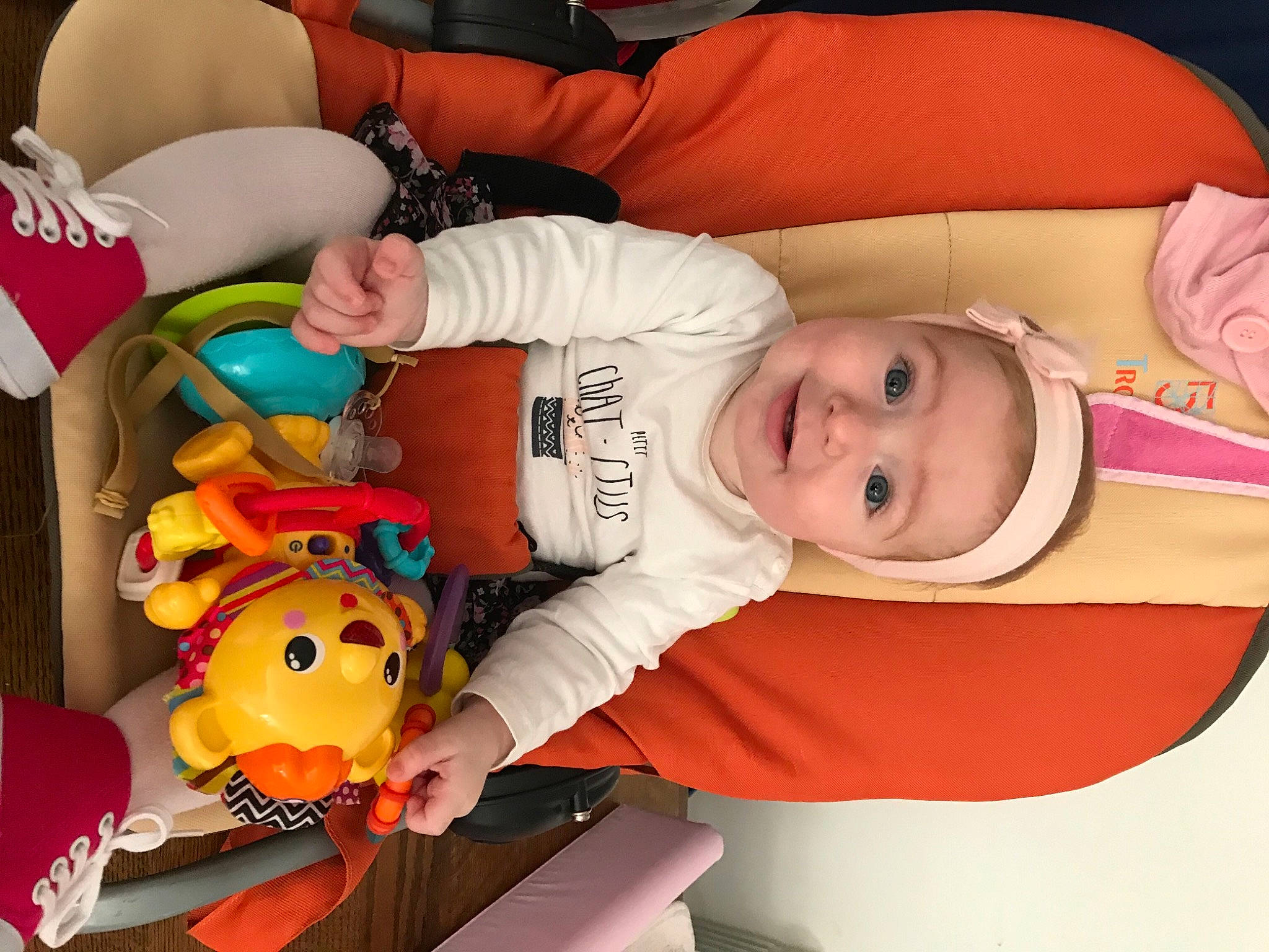 Hanaïa a rejoint le concours — aidez-le/la à gagner de superbes lots ! baby, baby_products, baby_toys, child, joy, person, play, product, stuffed_toy, toddler, toy