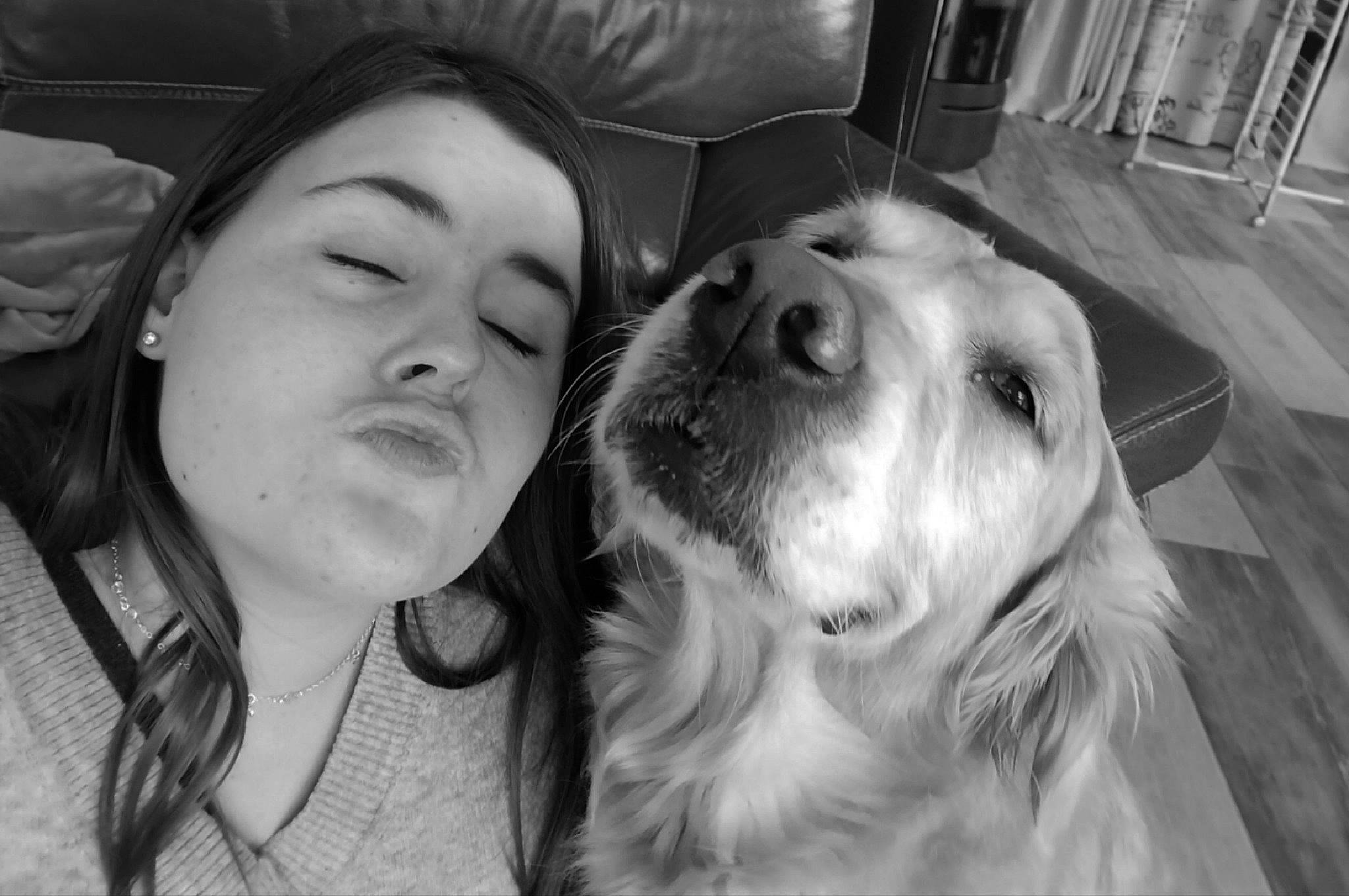 Havana participe au concours pour gagner de l'argent avec cette photo : black, black_and_white, dog, dog_breed, dog_like_mammal, emotion, eye, facial_expression, girl, human_hair_color, mammal, nose, person, photograph, photography, skin, snapshot, snout, vertebrate, white