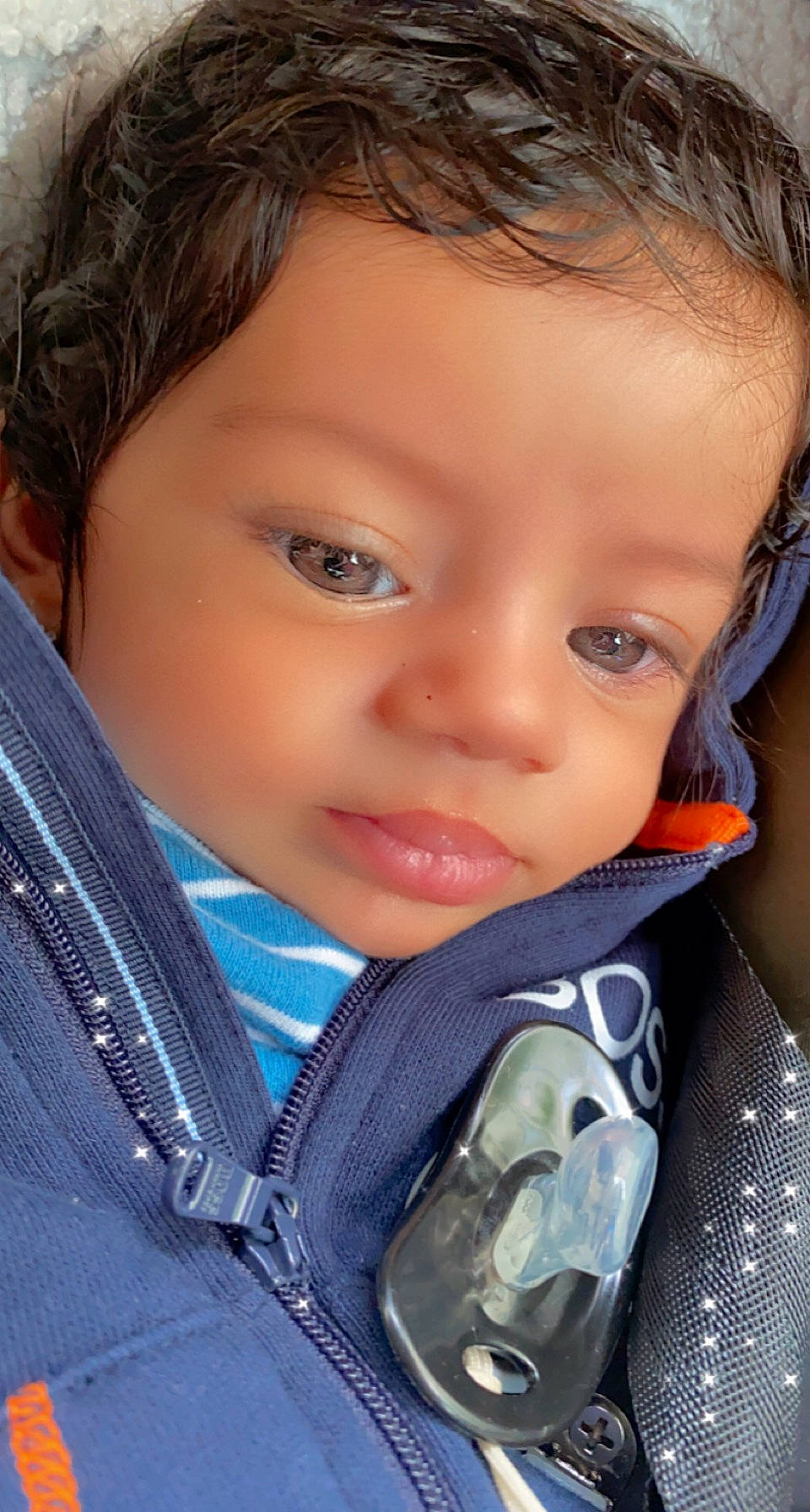 Kenzy participe au concours pour gagner de l'argent avec cette photo : black_hair, cheek, chin, cool, eyebrow, eyelash, facial_expression, forehead, hair, happy, human_body, iris, jaw, lip, mouth, neck, nose, outerwear, person, skin