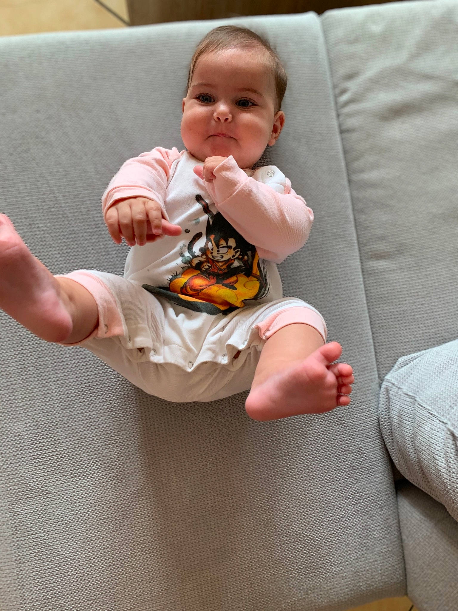 Lexie participe au concours pour gagner de l'argent avec cette photo : baby, child, comfort, leg, person, product, sitting, toddler