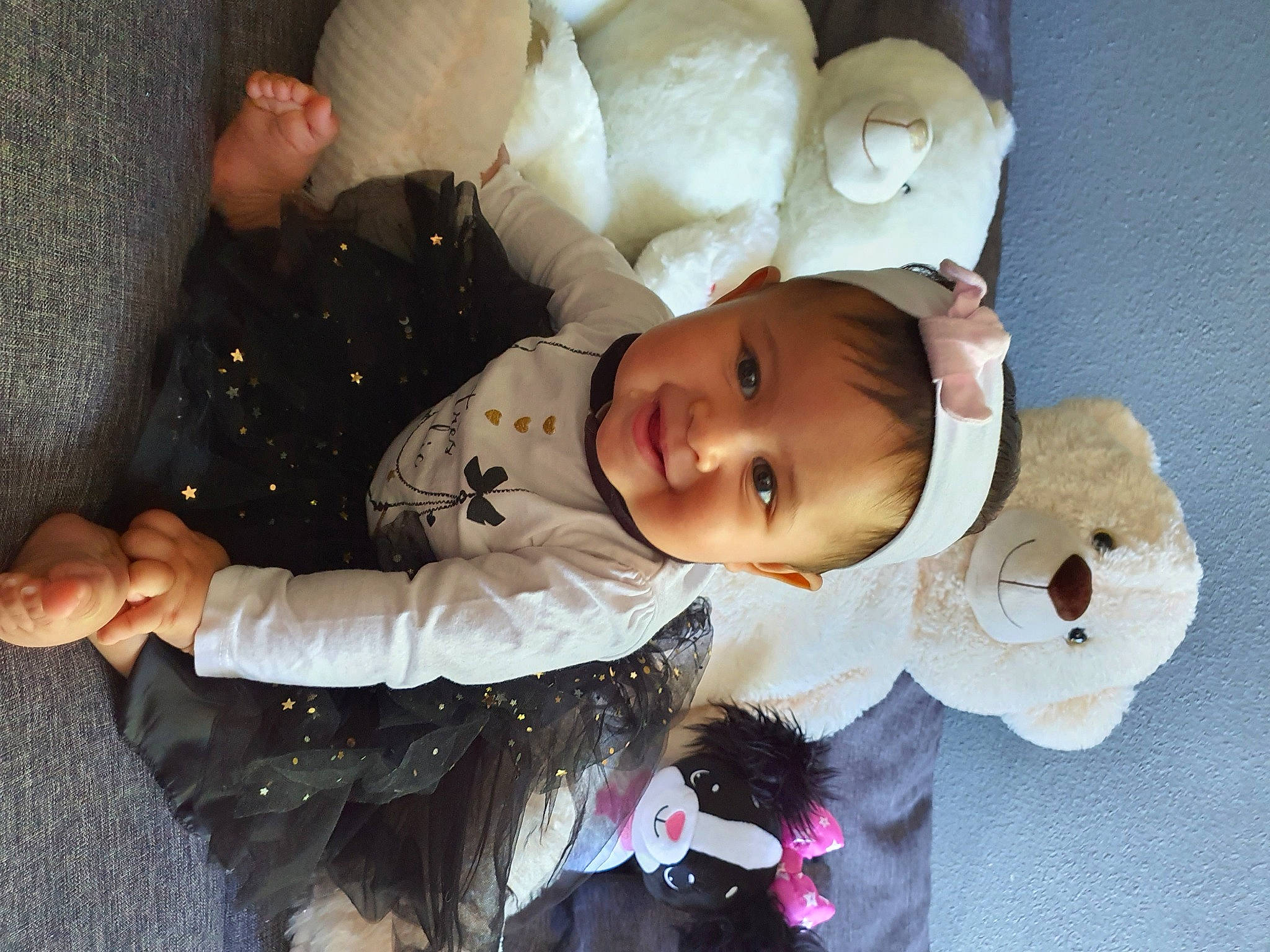 Lexie a rejoint le concours — aidez-le/la à gagner de superbes lots ! baby, child, joy, person, toddler