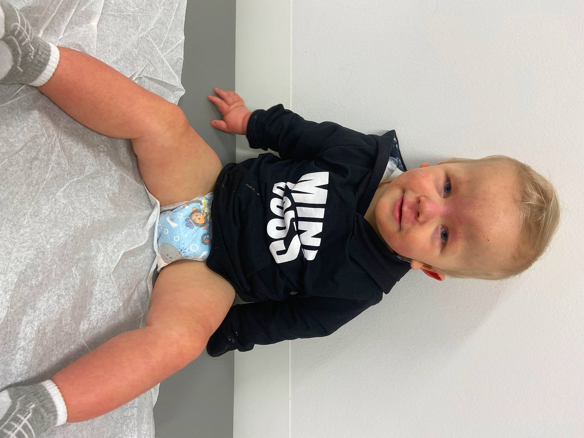 Keizer joined the competition — help win amazing prizes! abdomen, arm, baby_toddler_clothing, chest, elbow, flash_photography, gesture, human_leg, joint, knee, leg, muscle, person, sleeve, sportswear, stomach, t_shirt, thigh, trunk, waist