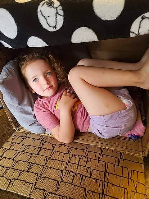 Elyzabeth joined the competition — help win amazing prizes! arm, eye, fashion, finger, flash_photography, hairstyle, hand, happy, head, human_body, leg, light, mouth, organ, person, pink, skin, smile, textile, thigh