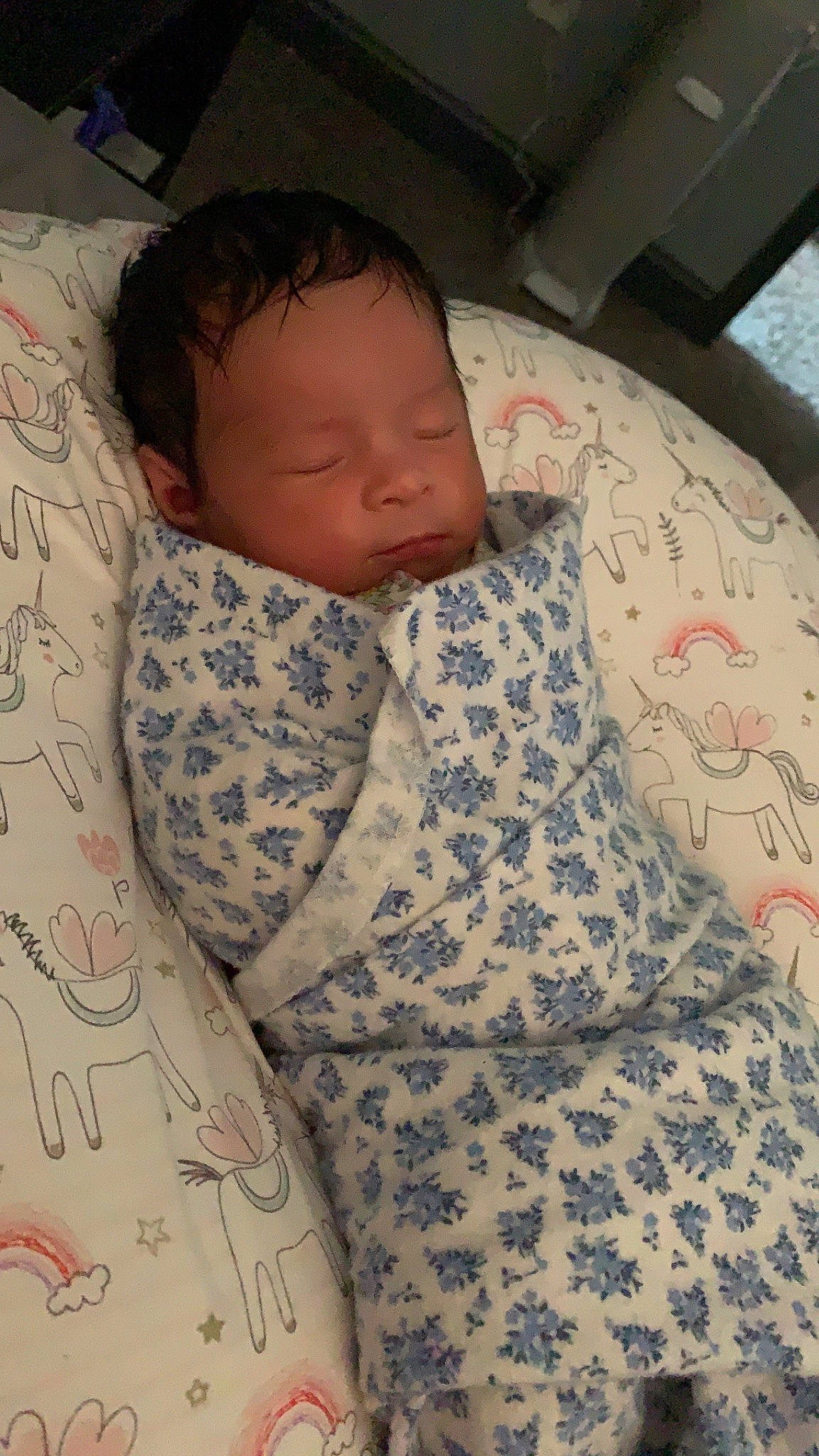 Kali is registered to the contest to win money with this photo: baby, baby_products, baby_sleeping, bed_sheet, bedding, bedtime, blanket, cheek, child, comfort, linens, nap, neck, nose, pattern, person, room, sleep, sleeve, textile